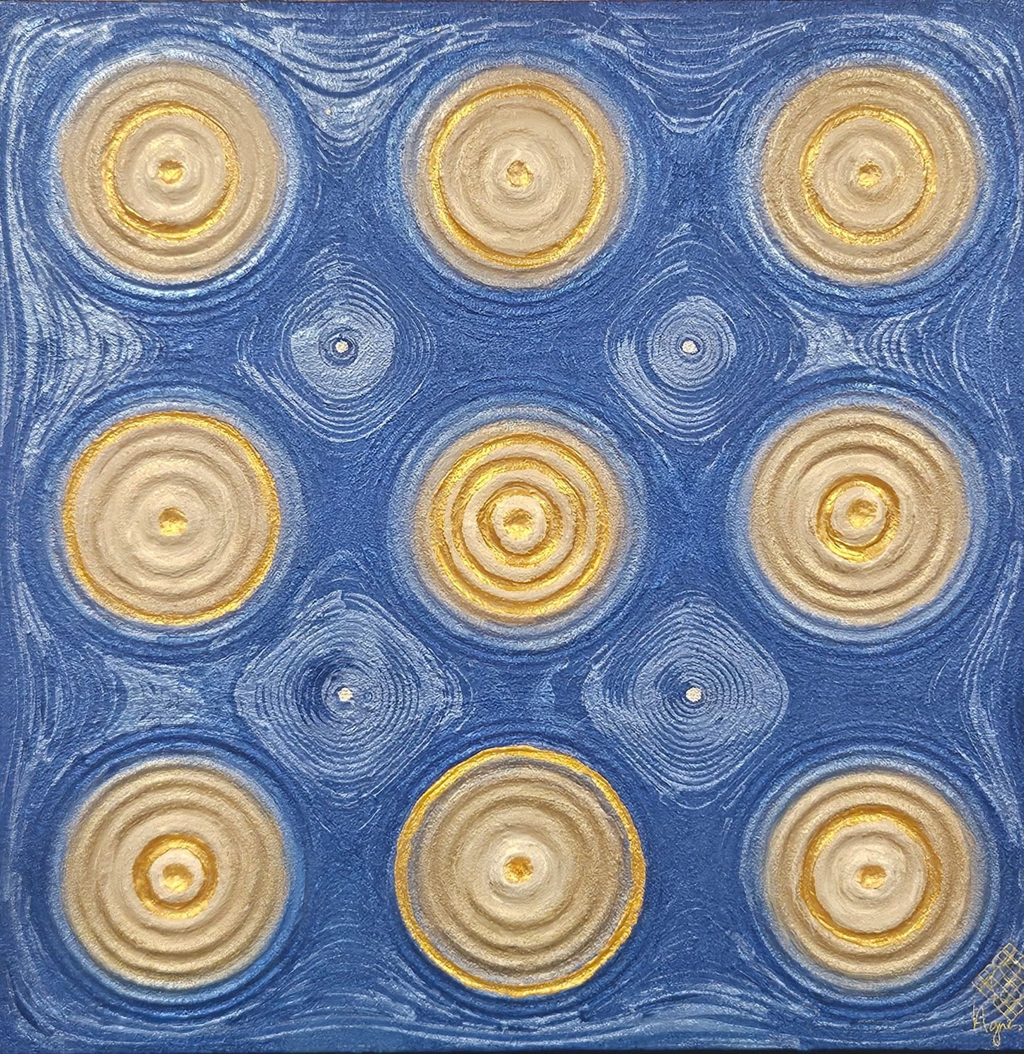 Sand Circles Sapphire